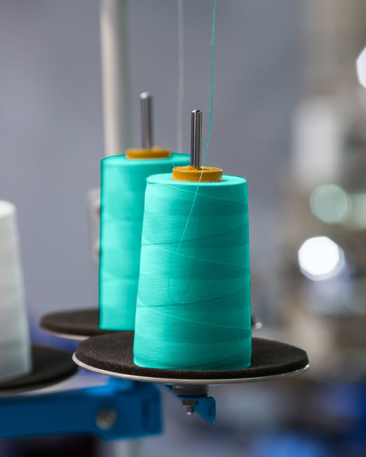 Нитки швейные 50/2 полиэстер бирюза