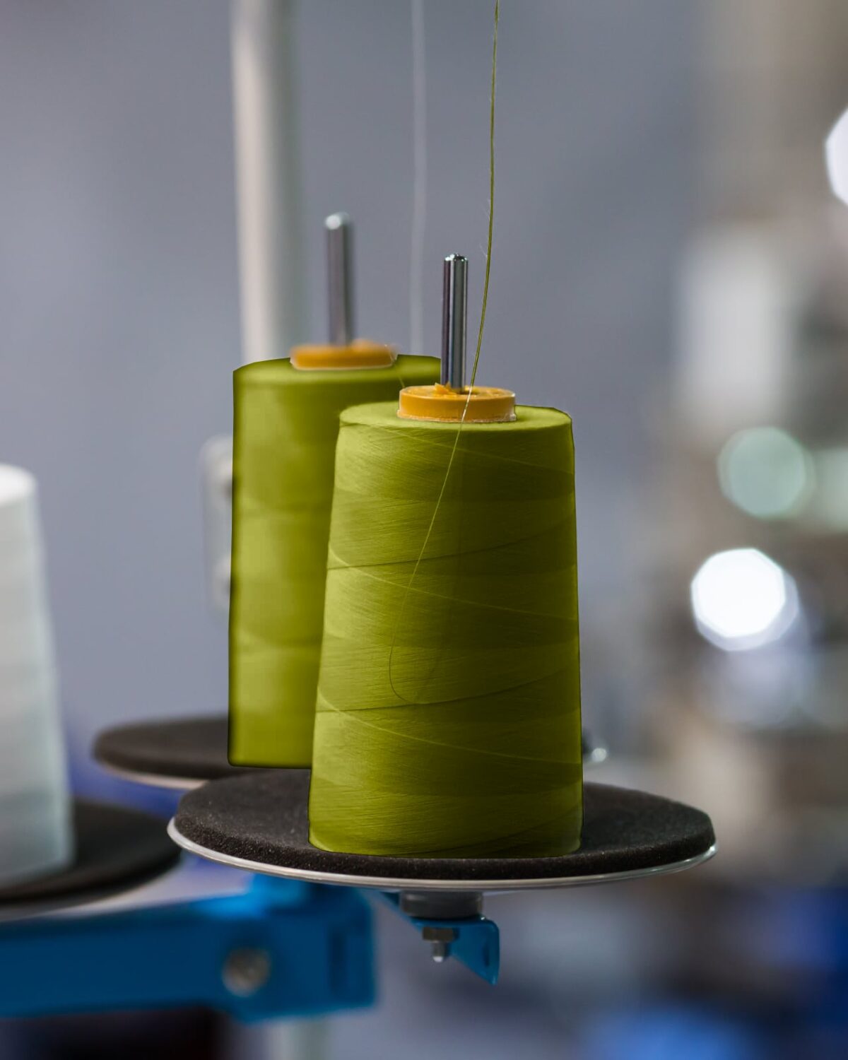 Нитки швейные 70ЛЛ армированные фиолетовые (Копировать)